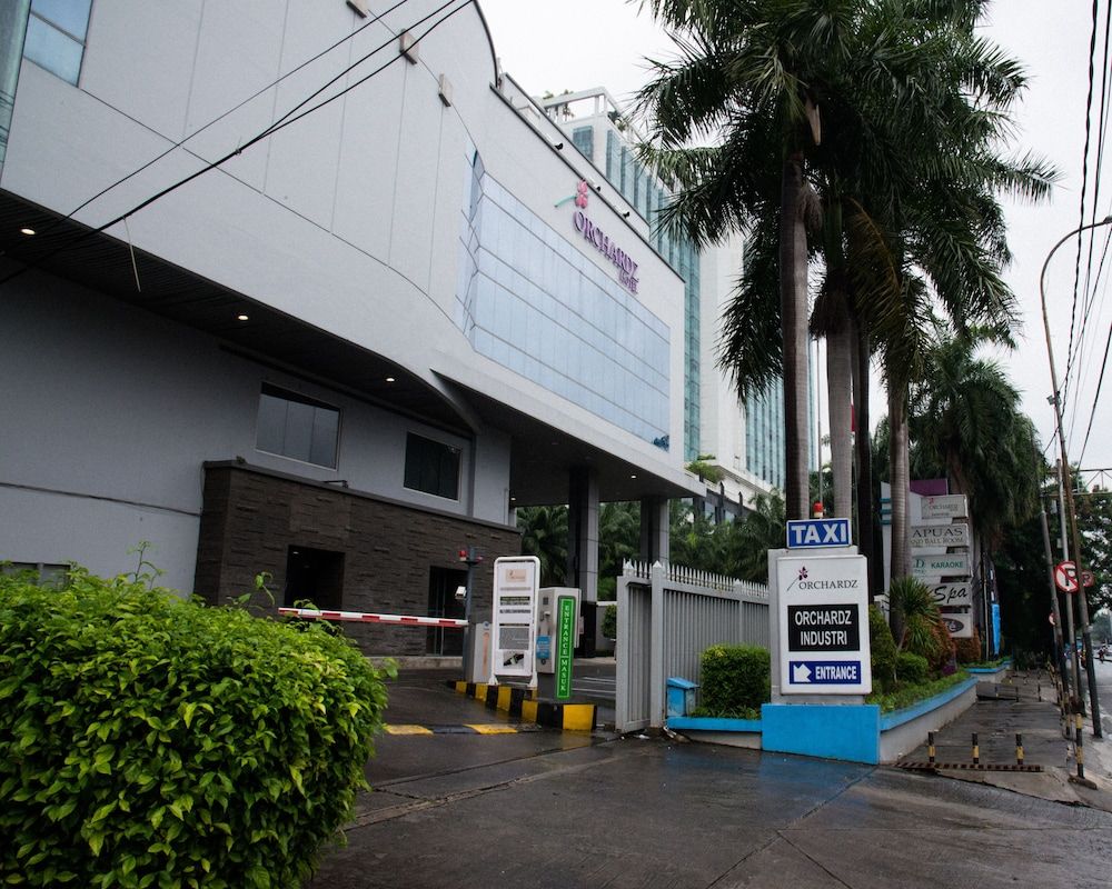 undefined Orchardz Hotel Industri 7