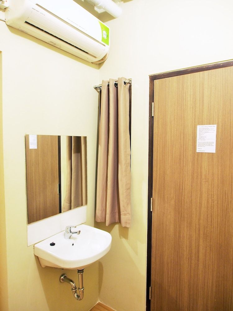 undefined The Packer Lodge - Hostel 5