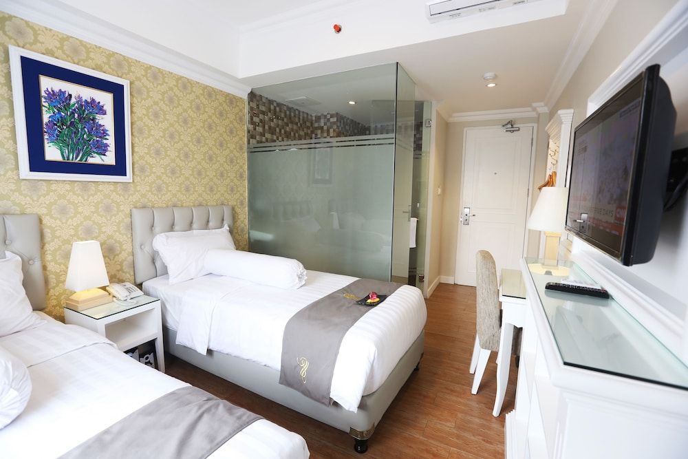 F Hotel Jakarta Fabulous Room Only 3