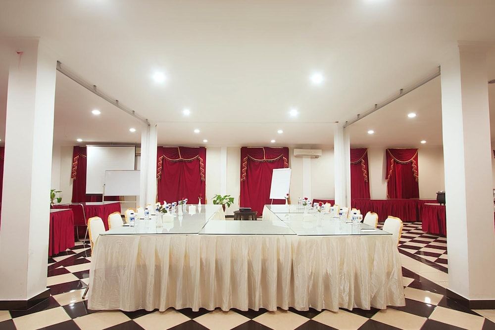 undefined F Hotel Jakarta 9