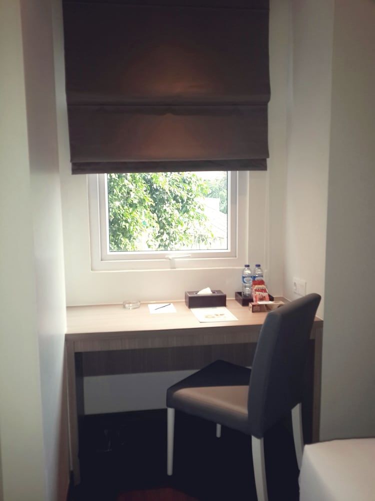 Hotel 88 Fatmawati Jakarta by WH Deluxe Double Room 9