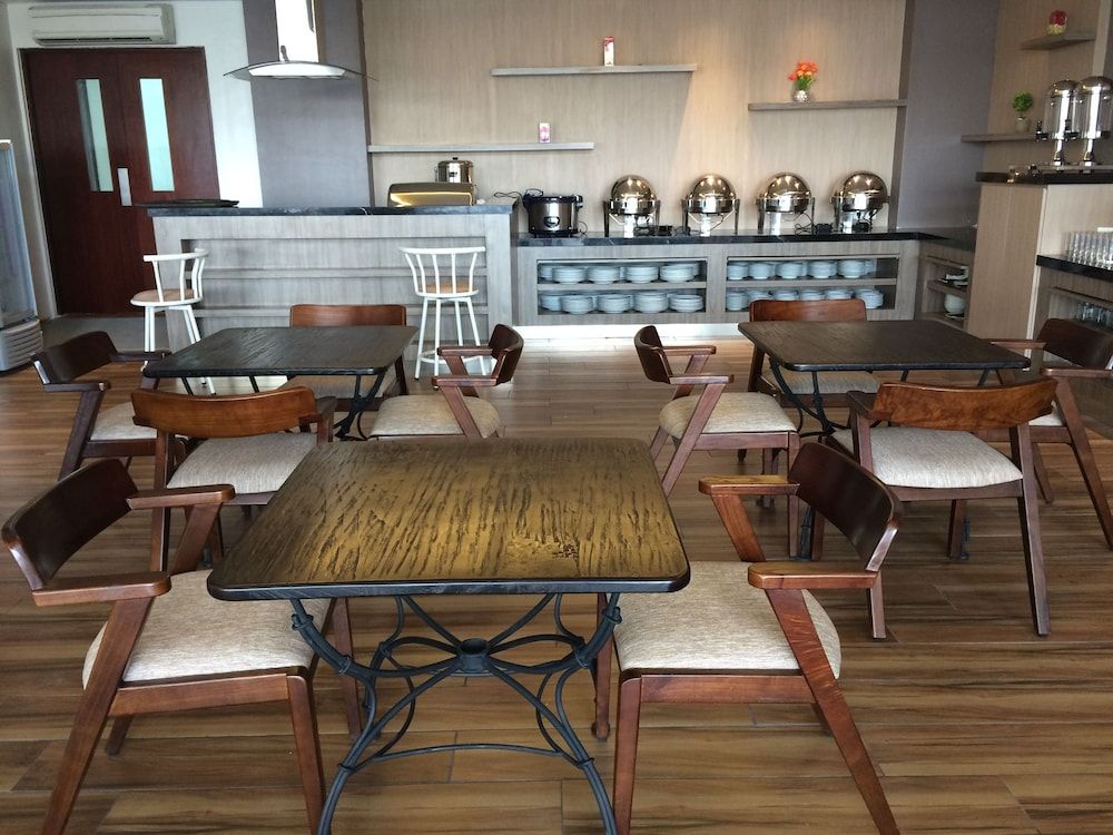 undefined Hotel 88 Fatmawati Jakarta by WH 3