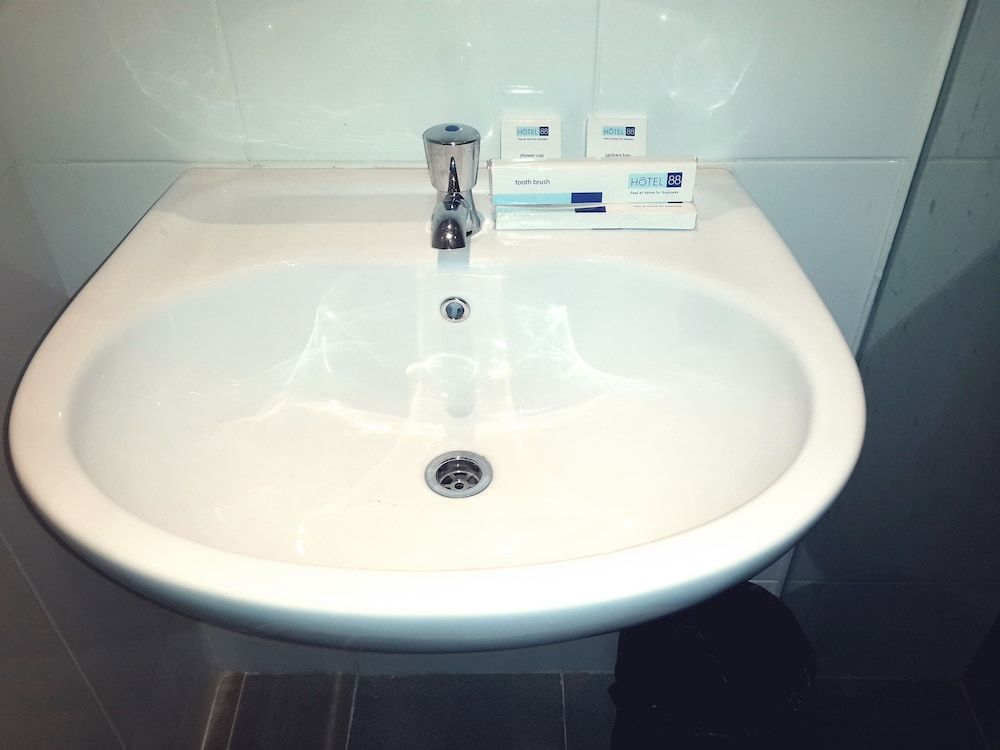 Hotel 88 Fatmawati Jakarta by WH Deluxe Double Room 5