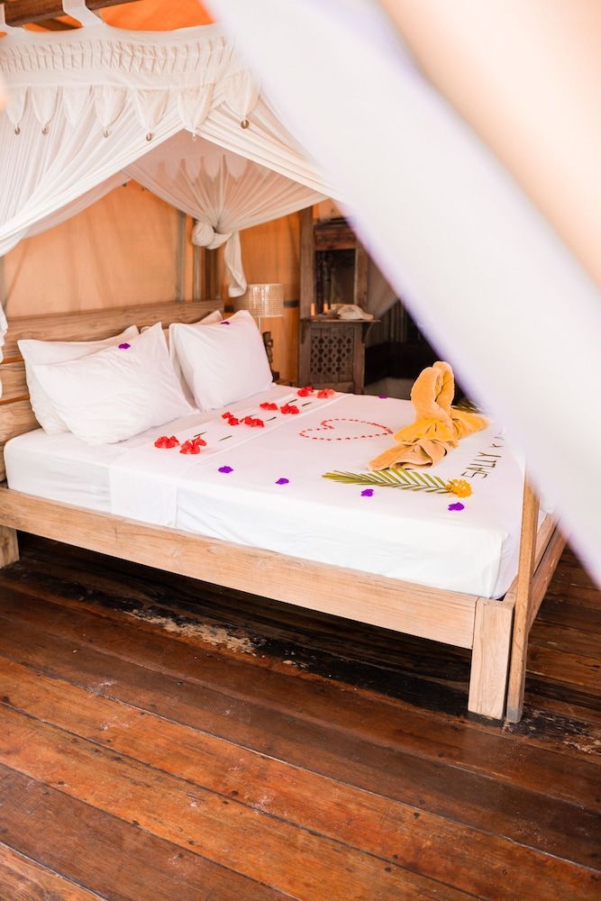 La Cocoteraie Ecolodge- Glamping Luxury Tent, 1 Bedroom, Private Bathroom 6