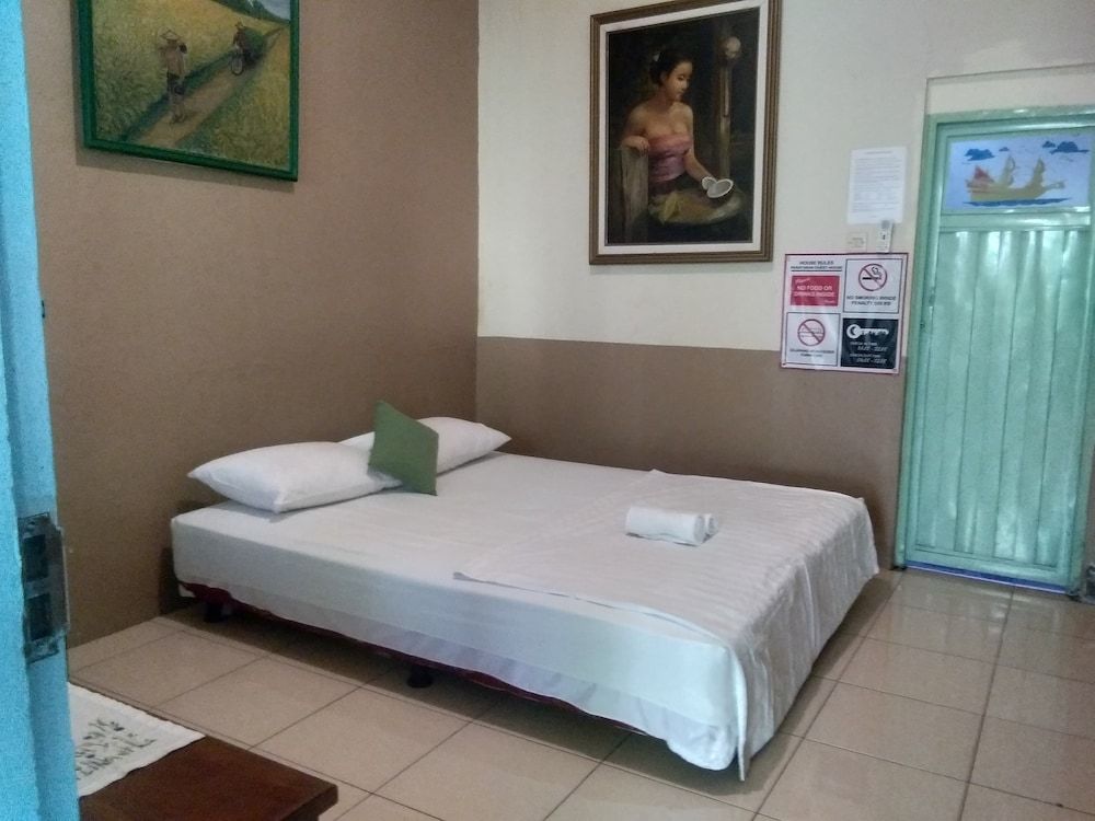 Mettaloka Guest House and Art Space Standard Double Room, Non Smoking 3