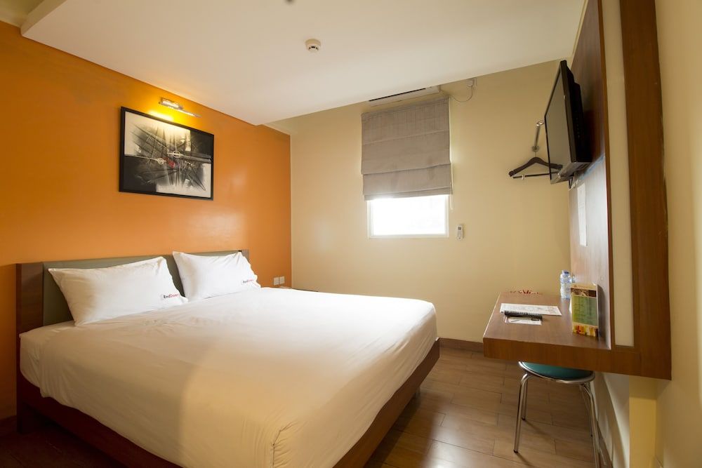 Reddoorz Room