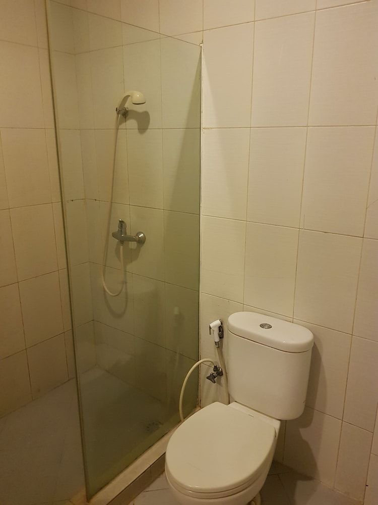 N2 Hotel Gunung Sahari Superior Room 13