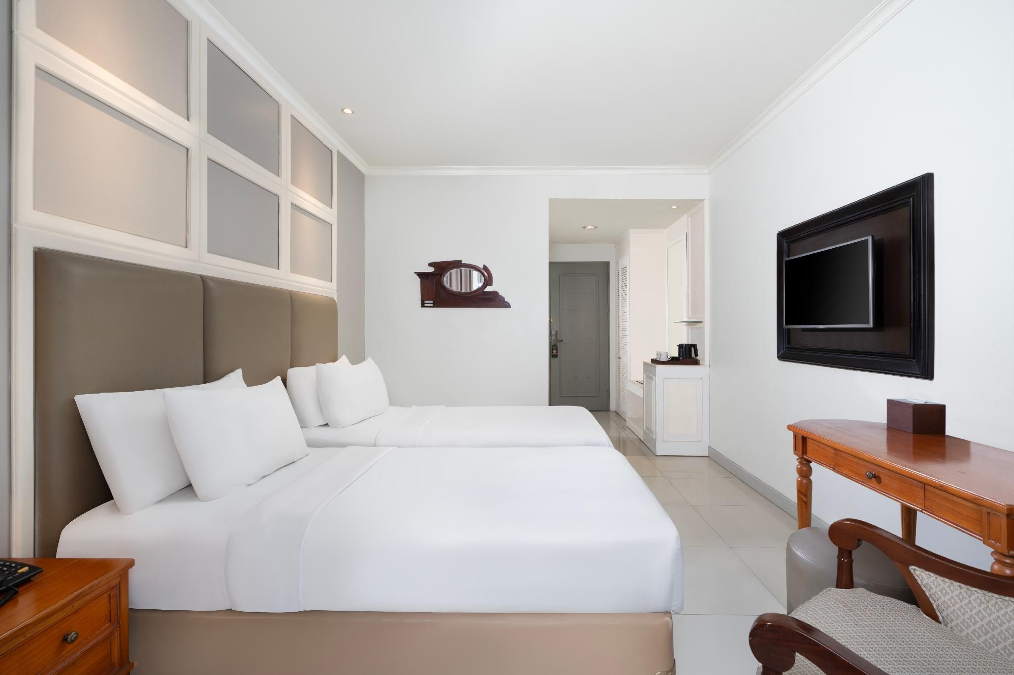 Indies Heritage Hotel Prawirotaman Yogyakarta Deluxe Twin Room 2