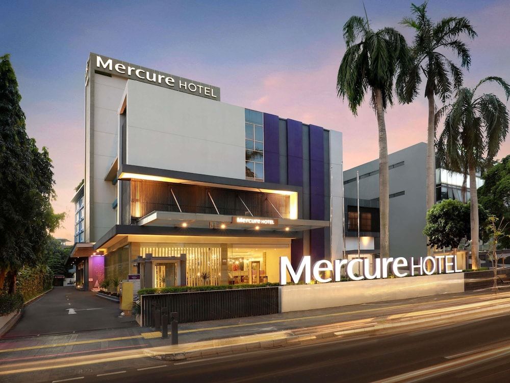 undefined Mercure Jakarta Cikini