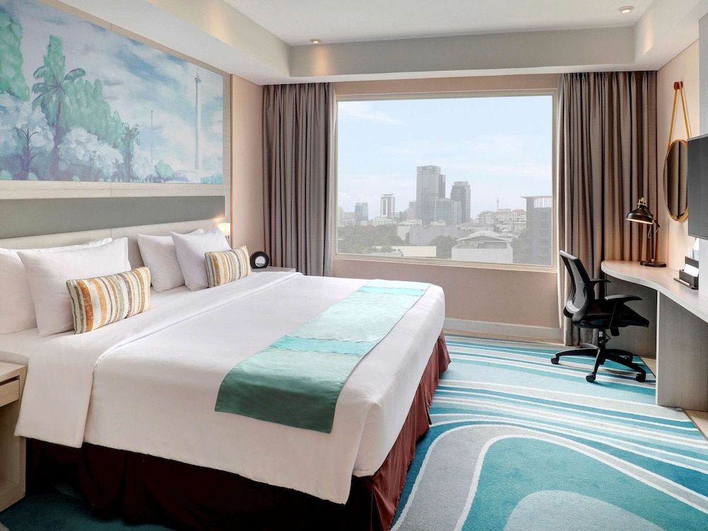 undefined Mercure Jakarta Cikini