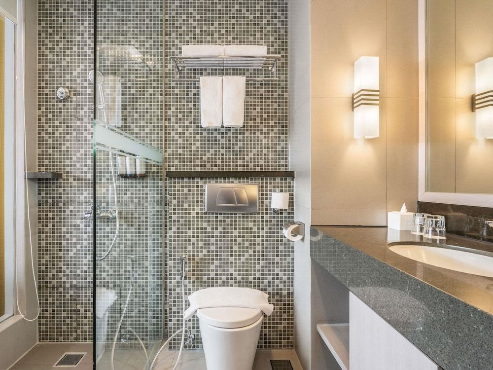 Mercure Jakarta Cikini Superior Room, 2 Twin Beds 8