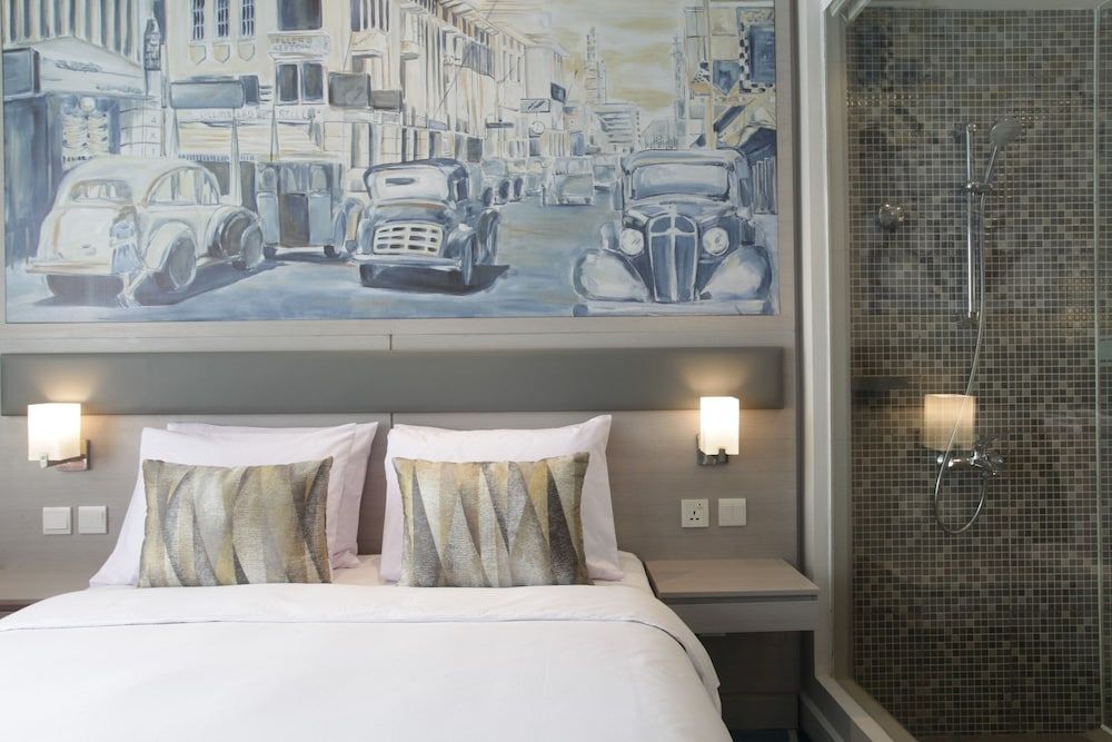 undefined Mercure Jakarta Cikini 9