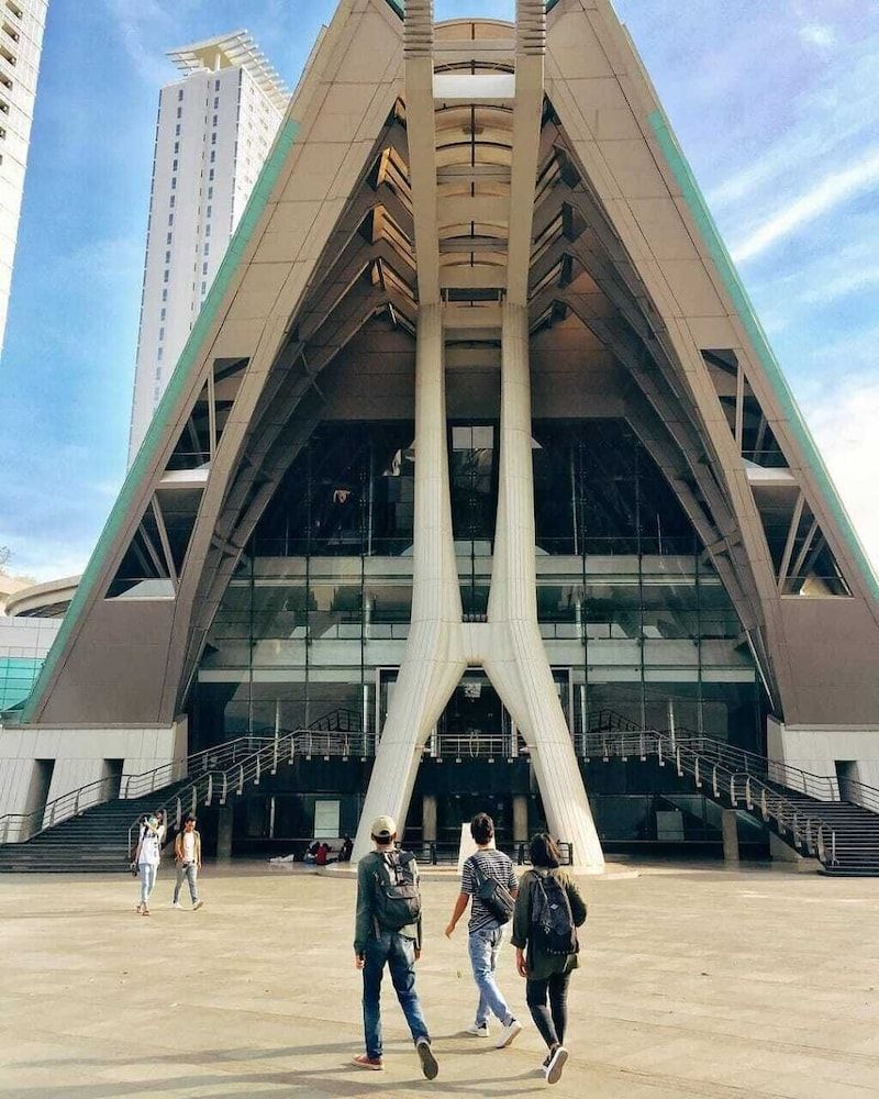 undefined Mercure Jakarta Cikini 7