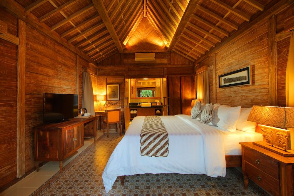 Suarti Boutique Village Deluxe Room 4