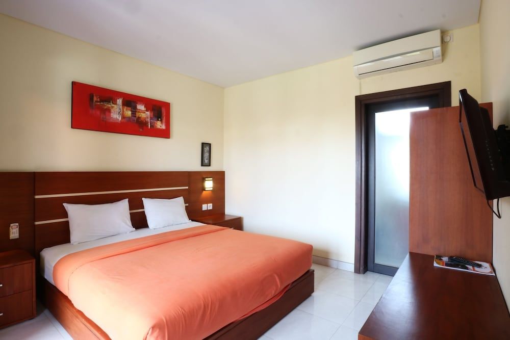 Kondra Premiere Guest House Kuta Superior Double or Twin Room 2