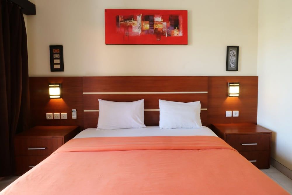 Kondra Premiere Guest House Kuta Superior Double or Twin Room 5