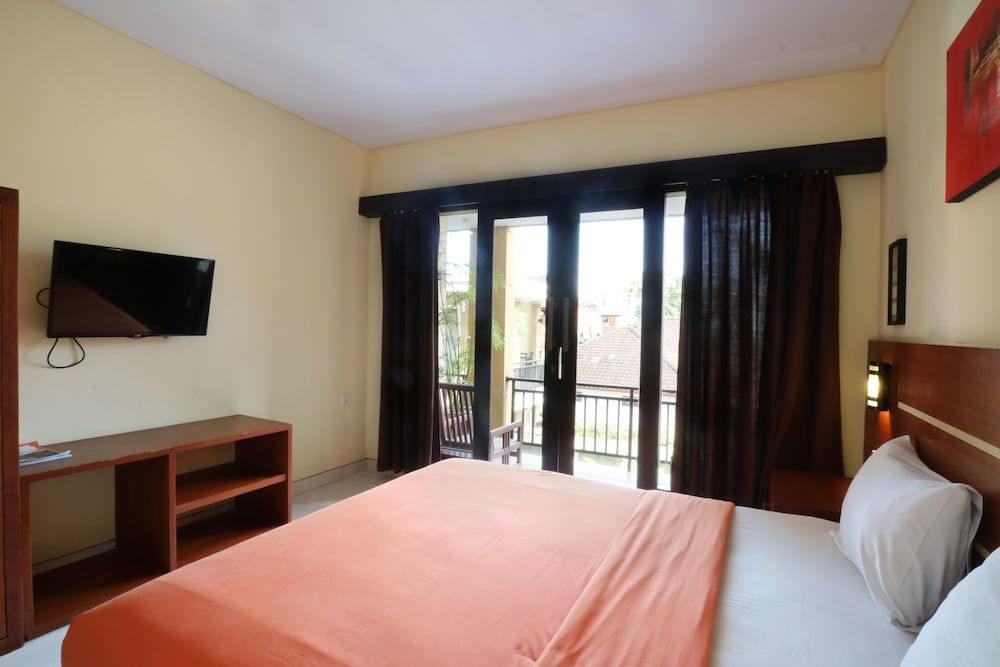 Kondra Premiere Guest House Kuta Superior Double or Twin Room 4