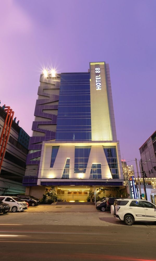undefined Hotel 88 Mangga Besar 62 by WH 2
