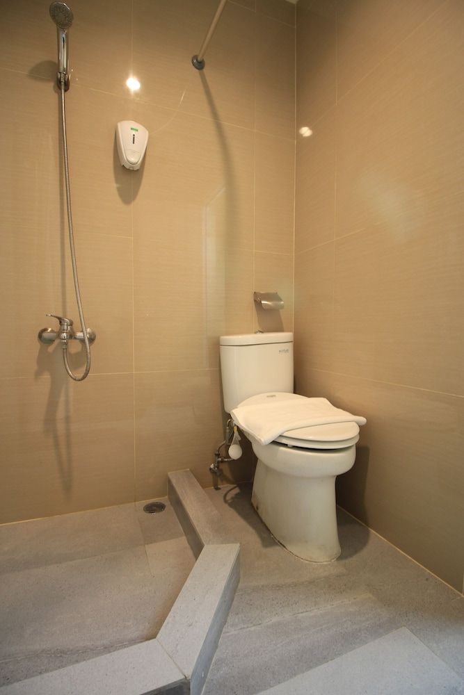 D'Bamboo Suites Deluxe Twin Room, Multiple Beds 5