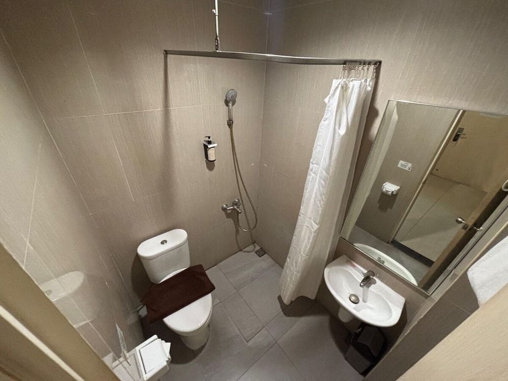 D'Bamboo Suites Deluxe Twin Room, 2 Twin Beds 11