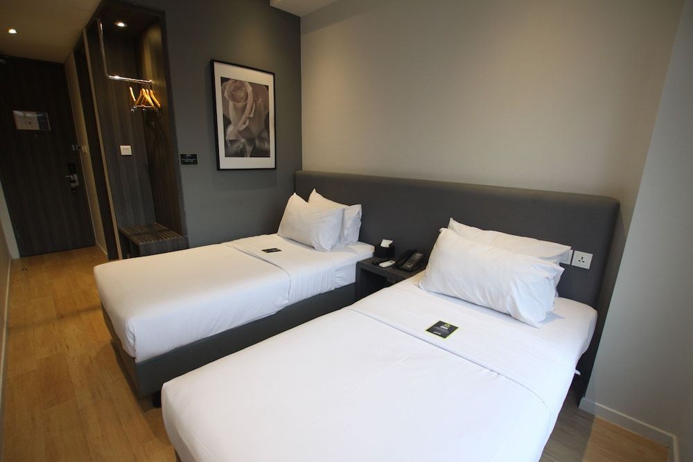 Juno Tanah Abang Jakarta Deluxe Twin Room