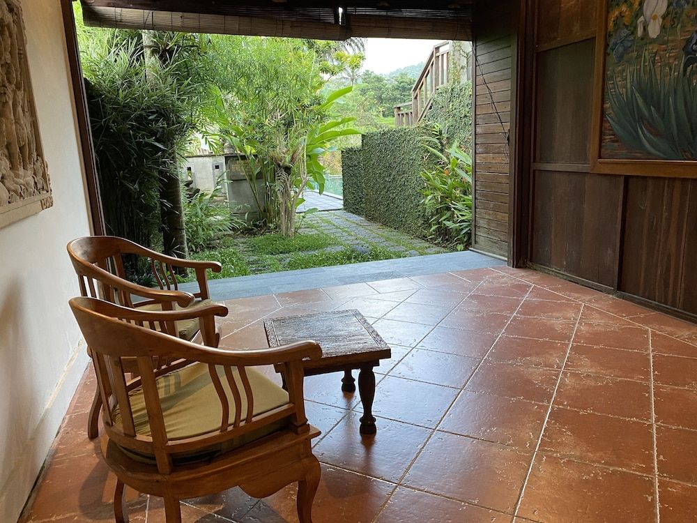 Sawah Indah Villa Double Room, Pool View (2) 3