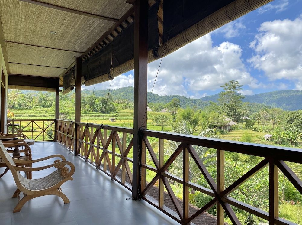 Sawah Indah Villa Family Room (1) 5