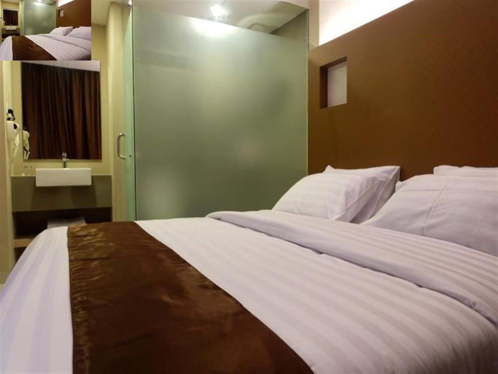 undefined OS Hotel Airport Batam 8