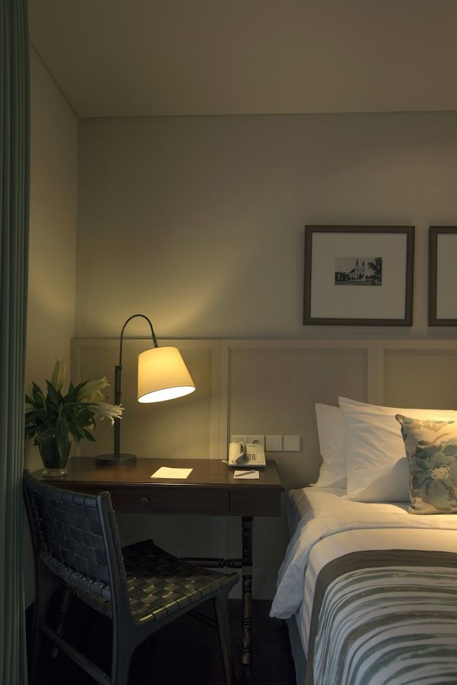 The Shalimar Boutique Hotel Premium King Room 3