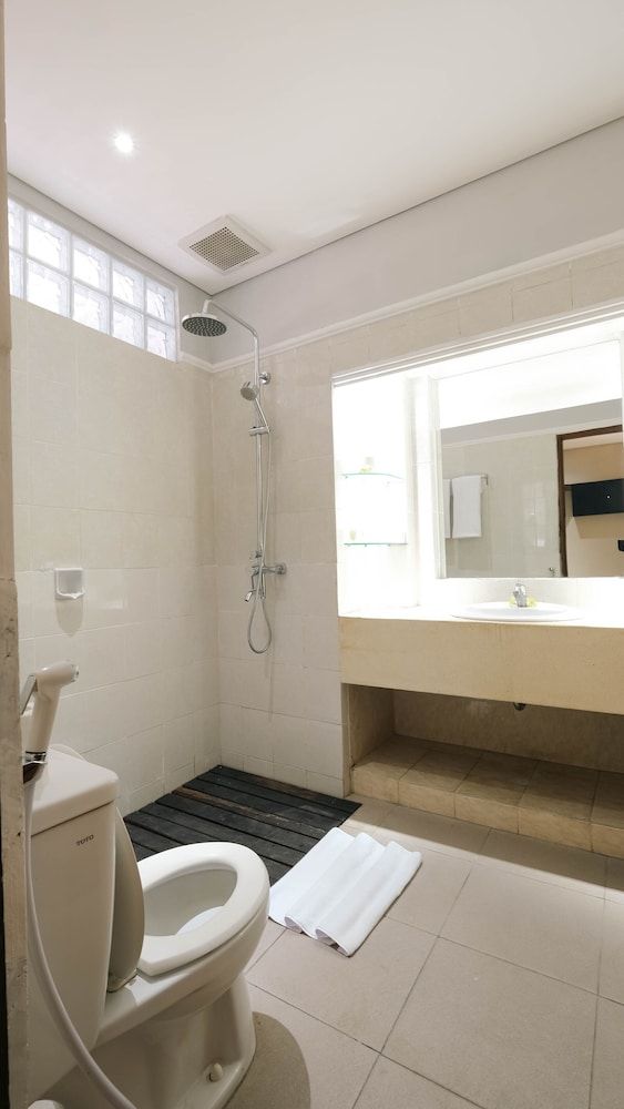 Fourteen Roses Beach Hotel Deluxe Room, Pool View 17