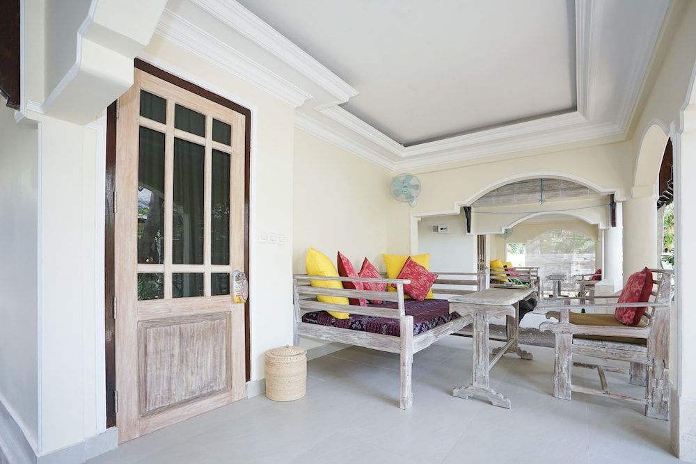 Martas Hotel Gili Trawangan One-Bedroom Bungalow 7