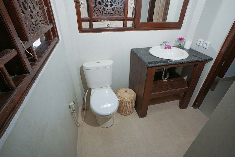 Martas Hotel Gili Trawangan Standard Room 6