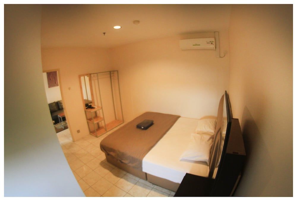 Apartment Queen Victoria Batam Standard Apartment, 2 Bedrooms, Kitchenette, City View 4