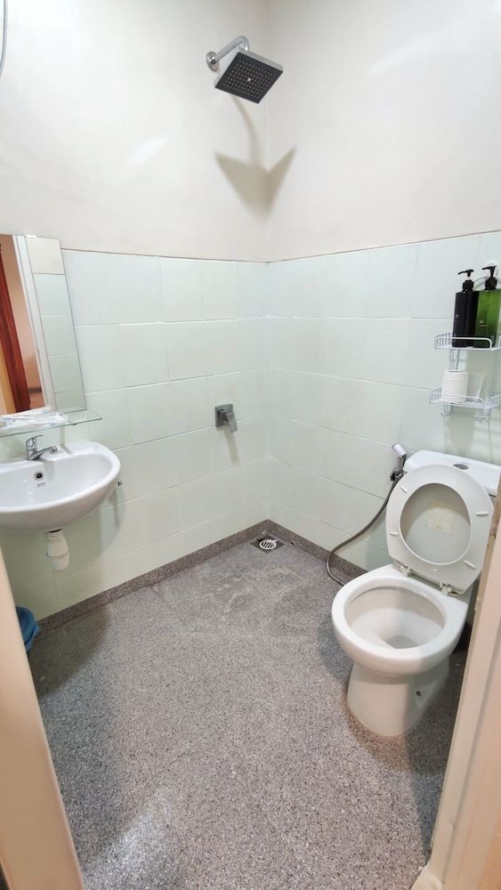 Apartment Queen Victoria Batam Standard Apartment, 2 Bedrooms, Kitchenette, City View 6