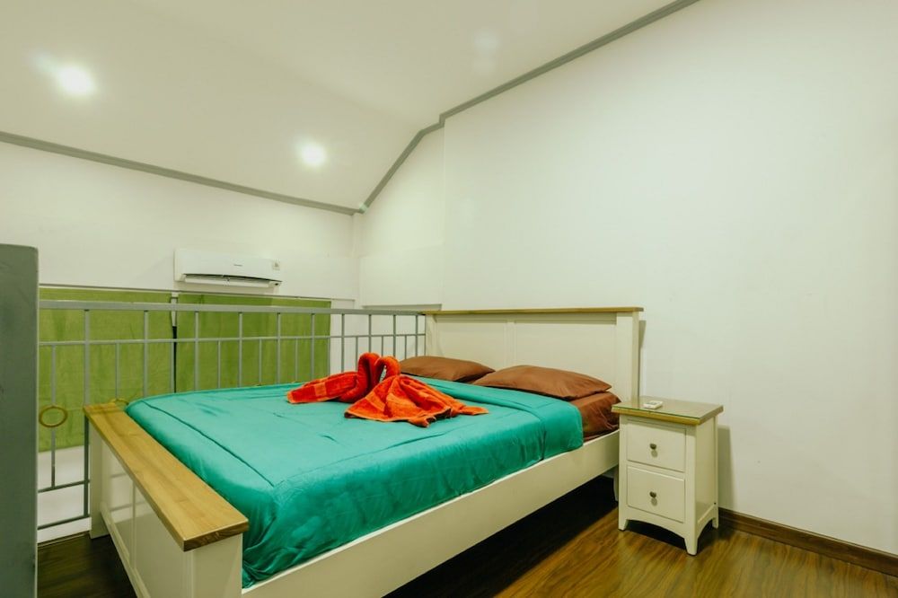 undefined Urbanest Inn House TB Simatupang 2