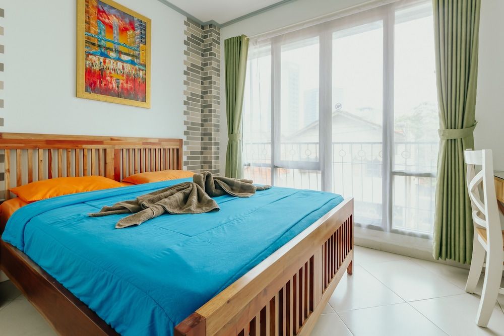 undefined Urbanest Inn House TB Simatupang 4