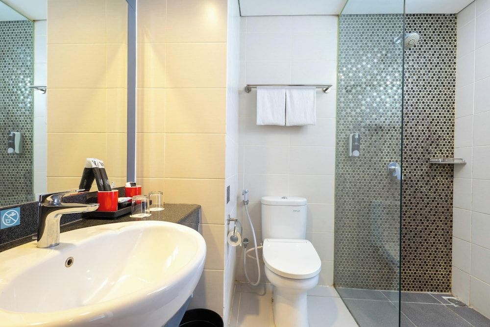 Hotel NEO Eltari Kupang by Aston Superior Room 3