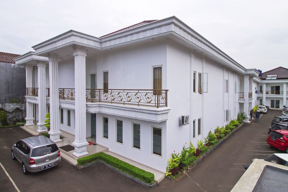 undefined RedDoorz @ Jatiwaringin 2