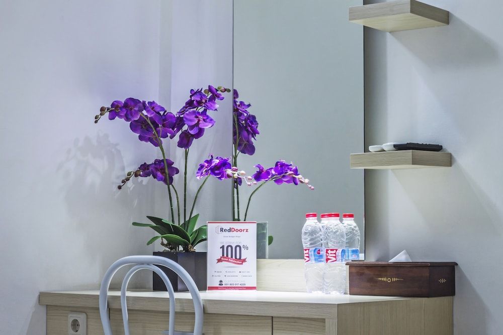 undefined RedDoorz @ Jatiwaringin 7