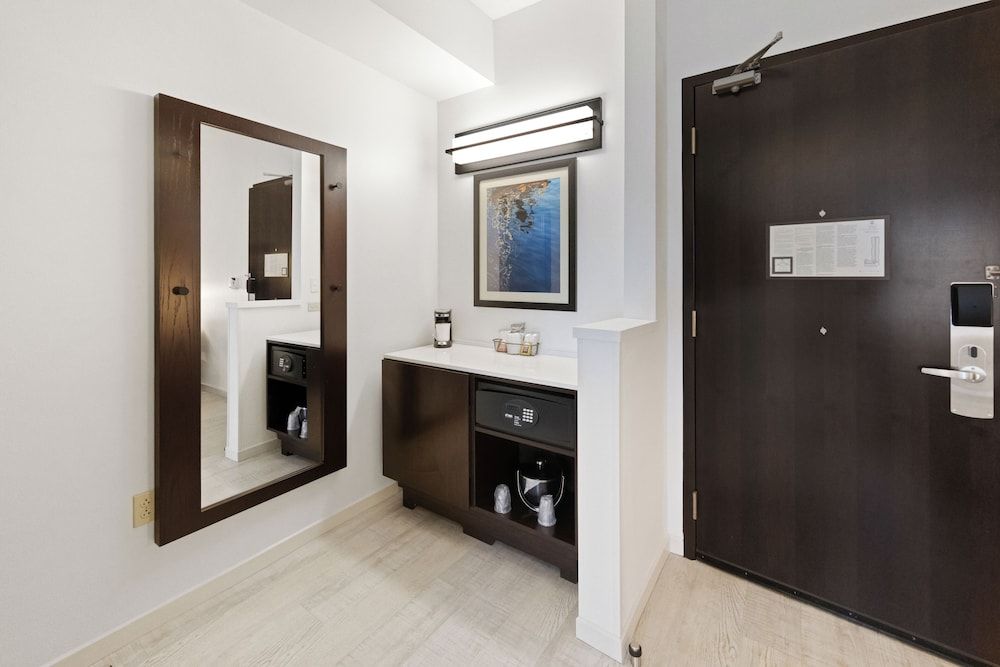 Room, 1 King Bed with Sofa bed (High Floor)