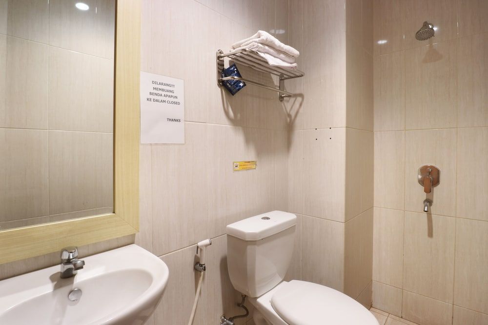 Raja Residence Executive Room 11