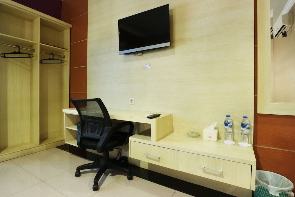 Raja Residence Executive Room 9