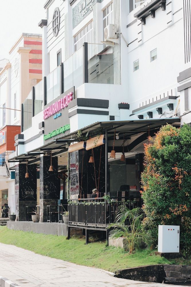 undefined Batam Harbour Boutique Hotel & Spa 2