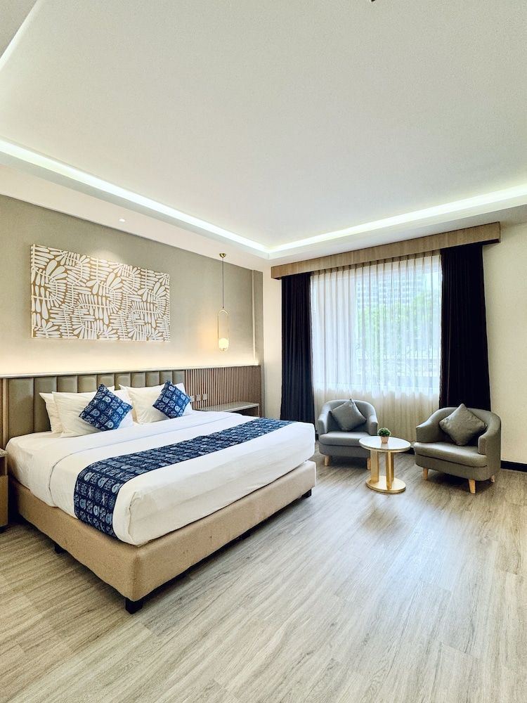Grand Deluxe