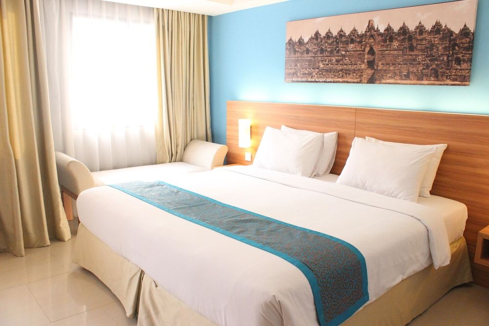 Sahid Mutiara Karawaci Deluxe Room Hollywood Style or Twin (Pool or City View) 2