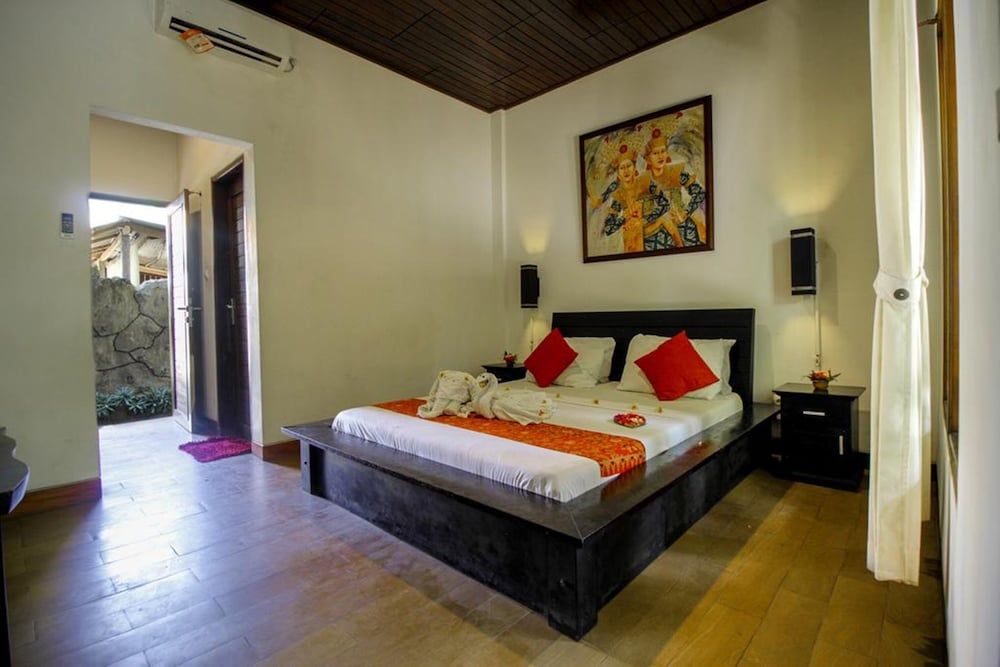 The Galuh Pekutatan Standard Double or Twin Room 4