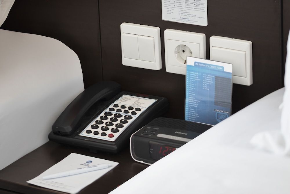 Best Western The Lagoon Hotel Deluxe Room, 1 Queen Bed, Smoking, Sea View 6