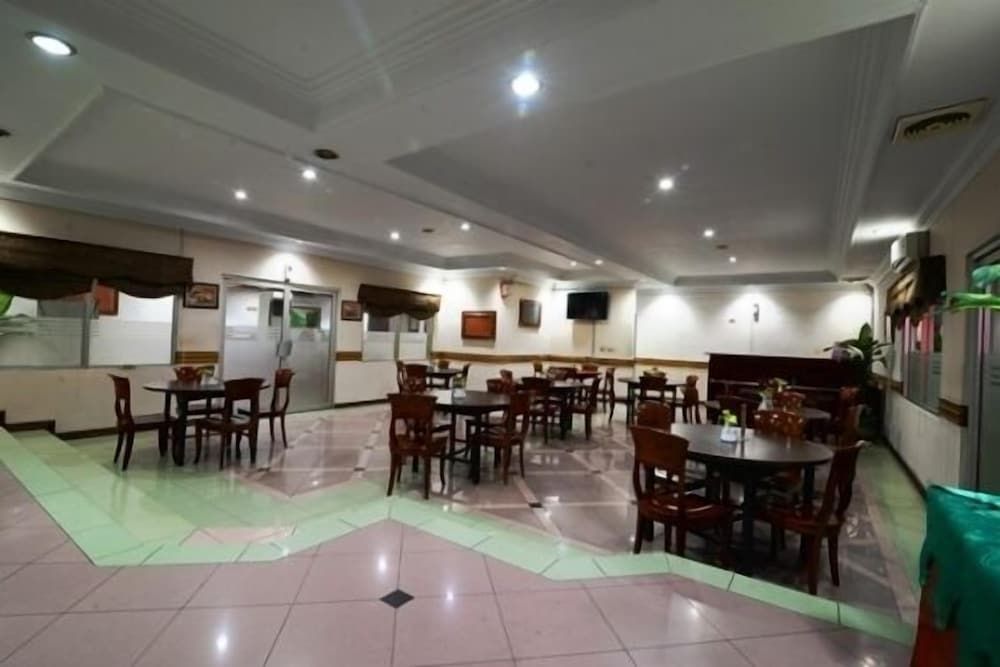 undefined Puri Jaya Hotel 8