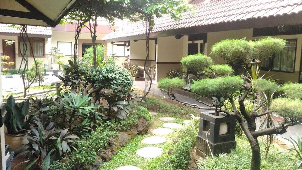 undefined d'Arcici Plumpang 2