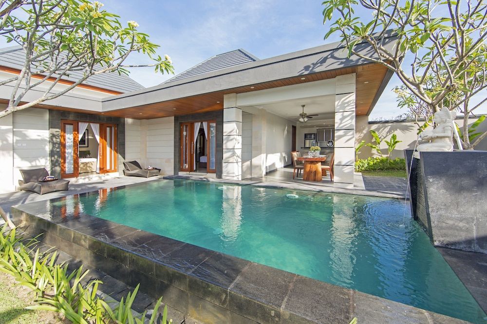The Banyumas Suite Villa Legian 1 Bedroom Suite Villa with Private Pool 18